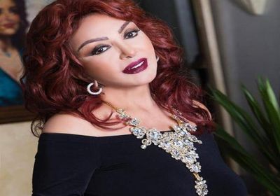 بعد تهنئتها بعيد ميلادها.. نبيلة عبيد تبعث رسالة حب للنجمة سامية الجزائري