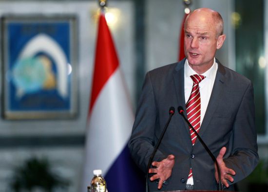 وزير الخارجية الهولندي: ملتزمون بتخفيف المعاناة الإنسانية في اليمن