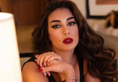 هكذا احتفلت ياسمين صبري بعيد ميلادها (فيديو وصور)