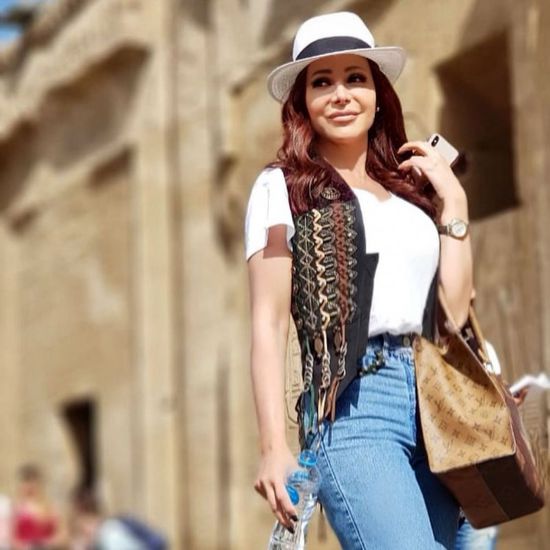 سوزان نجم الدين تنشر صورها من كواليس فيلم "تماسيح النيل"