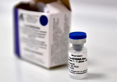روسيا تشيد باعتماد الإمارات للقاح "سبوتنيك" للاستخدام الطارئ