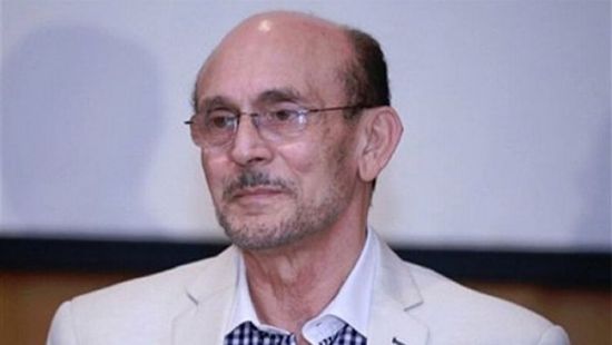 محمد صبحي ينعي الكاتبة كوثر هيكل