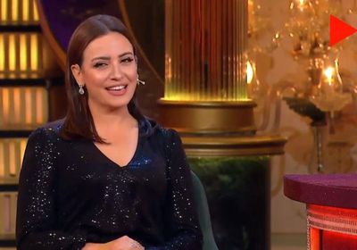 بالفيديو.. ريهام عبدالغفور تنفذ مقلب في والدتها على الهواء