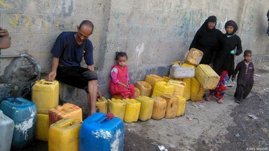 نقص المياه في اليمن.. أوضاع قاتمة تتصدى لها إغاثات السعودية
