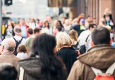 بريطانيا تتخذ قرارًا مهمًا بشأن القادمين إليها