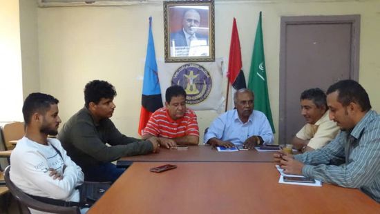 الحو يبحث تطوير أداء "إعلامية انتقالي المعلا"