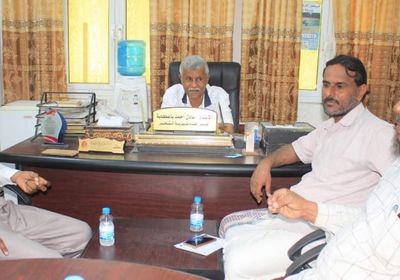 لقاء تنسيقي لعلاج أزمة نقص الغاز المنزلي بالشحر