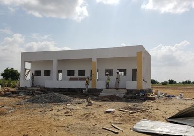 "الإنمائي" يعلن ترميم 68 فصلًا دراسيًا في عام