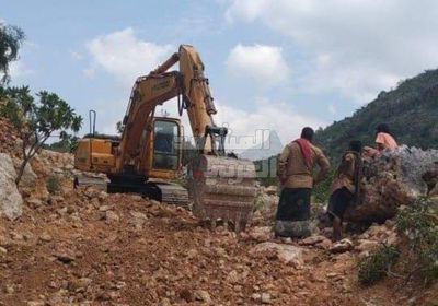 شق طريق عيهفت في سقطرى بتمويل إماراتي