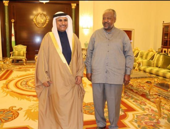 الرئيس الجيبوتي يستقبل رئيس البرلمان العربي (صور)