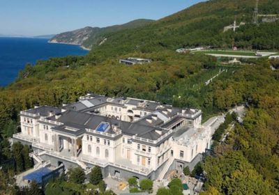  الرئيس الروسي: لا أمتلك قصرا فخما على البحر الأسود