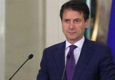 &rlm;رئيس الوزراء الإيطالي يعلن نيته الاستقالة الثلاثاء سعيا إلى غالبية جديدة &lrm;