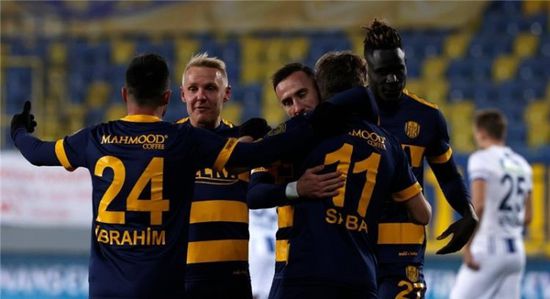 بادجي يسجل أول أهدافه مع أنقرة في الدوري التركي