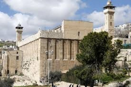  الاحتلال الإسرائيلي يعترض لجنة إعمار الخليل من استكمال أعمال صيانة الحرم الإبراهيمي