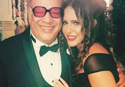 دنيا عبد العزيز تحتفل بعيد ميلاد صلاح عبدالله