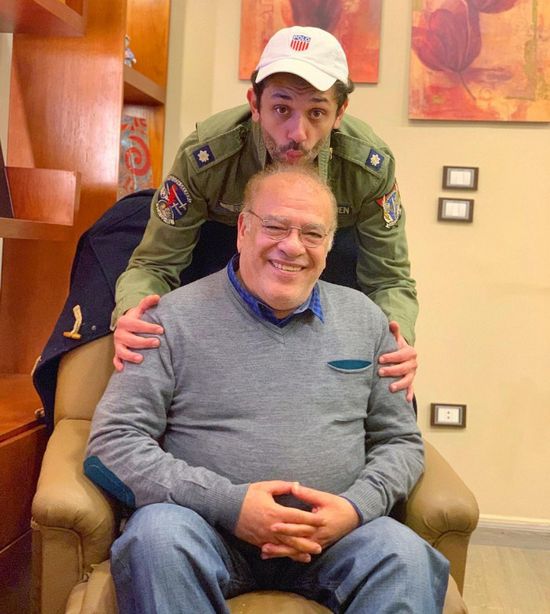 "بنحبك يا صاصا"..كريم محمود عبدالعزيز يهنئ صلاح عبدالله بعيد ميلاده