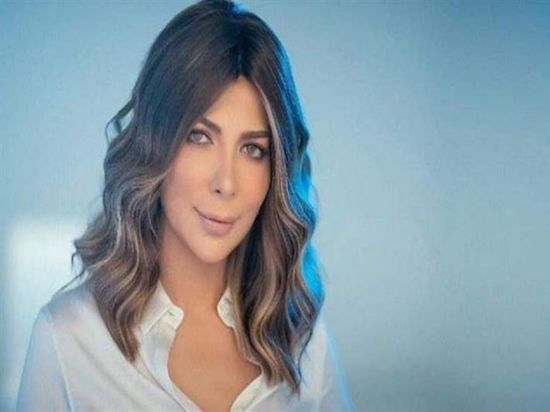 أصالة توجه رسالة لـ مها الصغير بعد إصابة والدها بكورونا