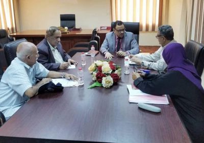 وزير الزراعة يبحث ضوابط استيراد المبيدات