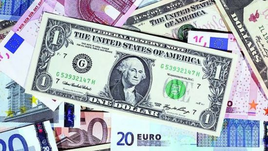 الدولار الأمريكي يواصل هبوطه أمام سلة من العملات الرئيسية