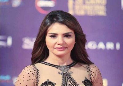 دينا فؤاد تمارس التمارين الرياضية في أحدث ظهور (فيديو)