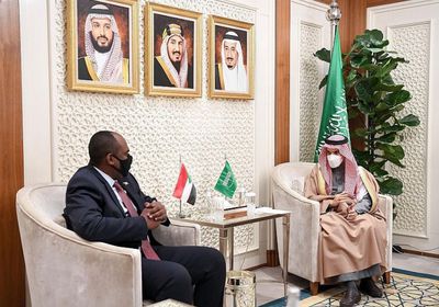  وزير الخارجية السعودي يبحث مع المجلس السيادي السوداني العلاقات الثنائية