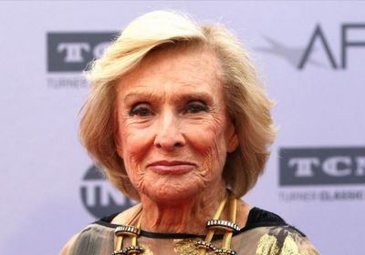 حازت على أوسكار.. وفاة الفنانة الأمريكية كلوريس ليتشمان