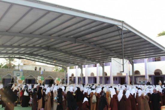 الغوث الإماراتي – السعودي.. خيرات التحالف تتحدّى انهيار التعليم في اليمن