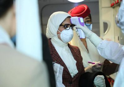 وزيرة الصحة المصرية تصل بيروت بصحبة شحنة مساعدات طبية