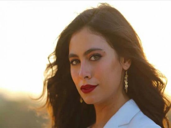 هاجر أحمد تبهر جمهورها برشاقتها في فيديو جديد