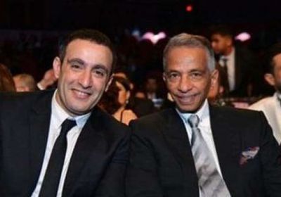 أحمد السقا ينعي حماه محمد الصغير