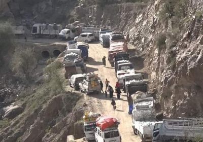 انتهاء أزمة المسافرين على طريق "الصحى -كربة" بعد فتحه