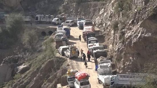 انتهاء أزمة المسافرين على طريق "الصحى -كربة" بعد فتحه