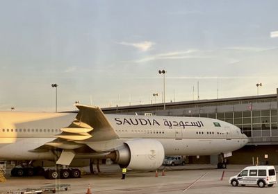 السعودية تُعدل مواعيد رفع حظر السفر لمواطنيها