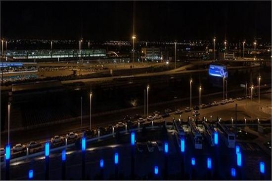 عقب صافرات الإنذار.. الظلام يخيم على طهران