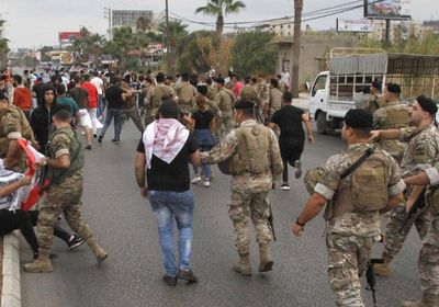 الجيش اللبناني يُعلن توقيف 5 أشخاص على خلفية أعمال شغب وحرق منشآت