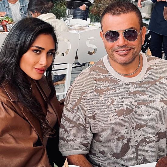 إنجي كيوان تلتقي عمرو دياب في دبي (صورة)