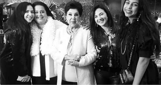 دنيا سميرة غانم تهنئ ابنة رجاء الجداوي بعيد ميلادها