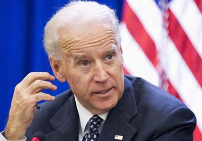 بايدن يدعو أعضاء جمهوريين لبحث الأزمات الأمريكية