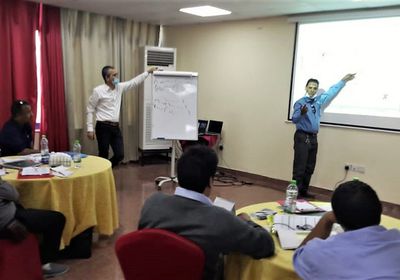 فاو تطلق ورشة مكافحة الجراد بمشاركة مكاتب الزراعة