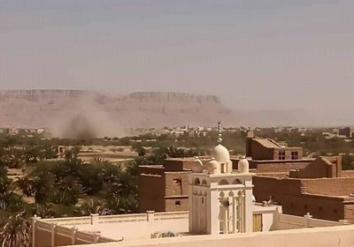 استهداف قيادي أمني في شبام بعبوة ناسفة