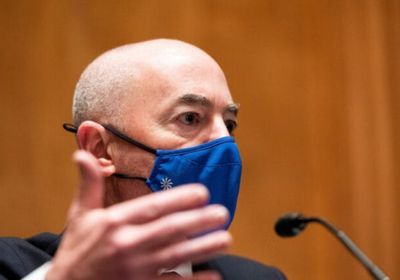  مايوركاس أول أمريكي لاتيني ومهاجر يشغل منصب وزير الأمن الوطني