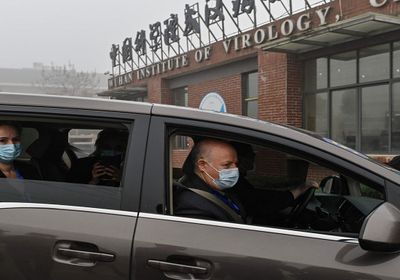 بعثة الصحة العالمية تزور معهد علوم الفيروسات في ووهان الصينية