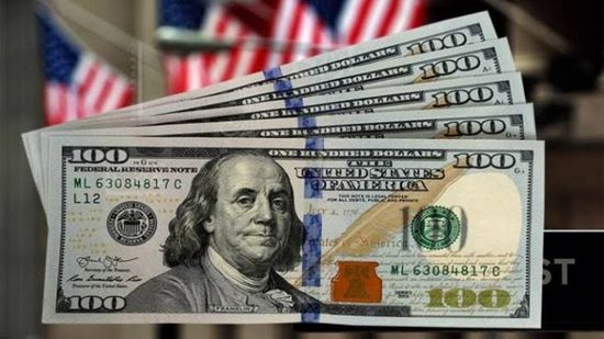الدولار يرتفع لمستويات قياسية عقب انحسار التشاؤم بشأن آفاق الاقتصاد الأمريكي