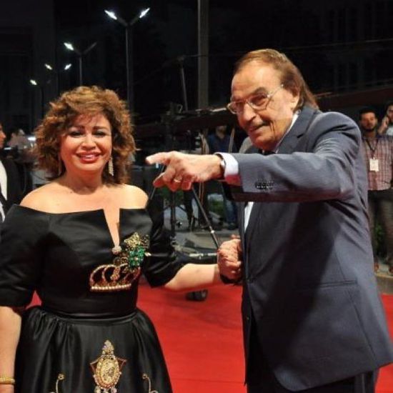 إلهام شاهين تدعو للراحل عزت العلايلي