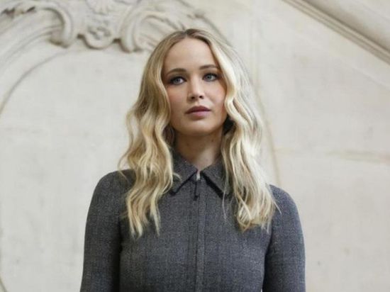 جينيفر لورانس تصاب خلال تصوير فيلم Don't Look Up