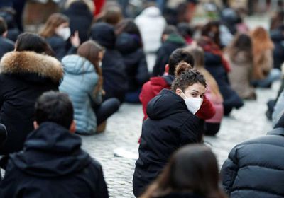 كورونا.. إيطاليا تسجل 385 وفاة و13 ألف إصابة