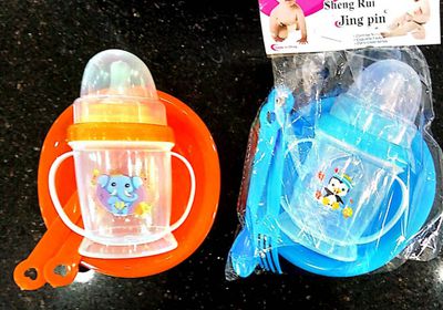 رفض إدخال شحنة رضاعات أطفال بميناء عدن