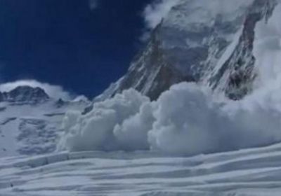  مصرع 150 شخصا إثر انهيار كتلة جليدية ضخمة في الهند