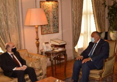  وزير الخارجية المصري لنظيره اللبناني: ندعم بلادكم بشكل كامل