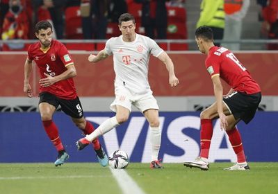 ليفاندوفسكي رجل مباراة الأهلي وبايرن ميونخ